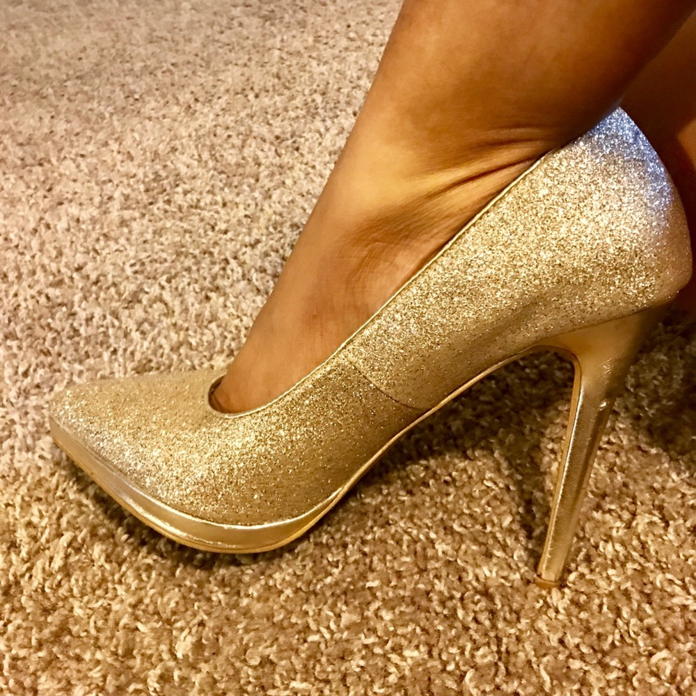 Gold Sparkle Aldo Heels